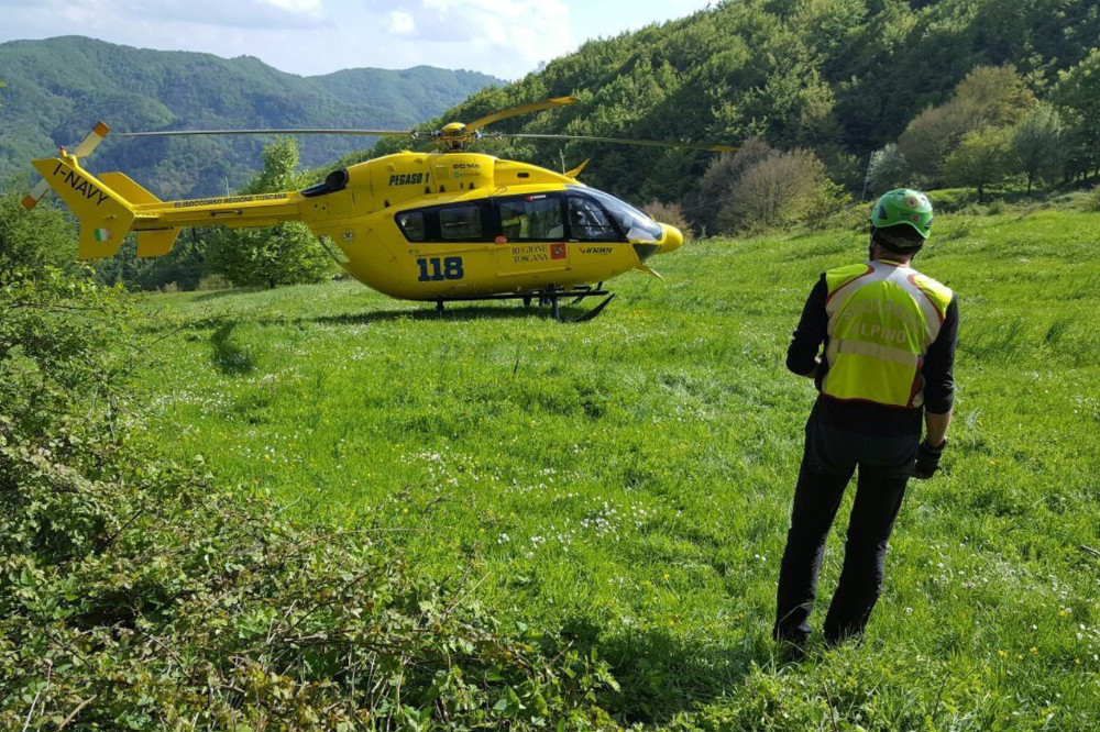 Escursionista fiorentino cade per 30 metri e muore sulle Alpi Apuane