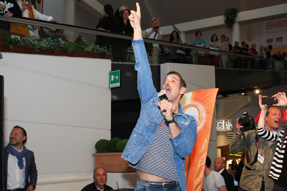 Francesco Gabbani torna in concerto a Firenze. Ecco quando