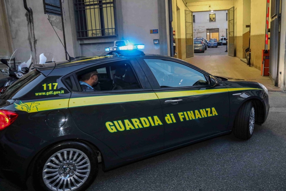 Fatture false a Livorno, 2 indagati e sequestro 500mila euro