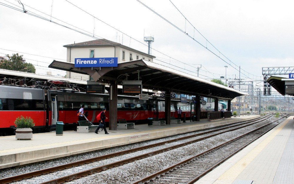 Firenze Rifredi: cadavere vicino ai binari