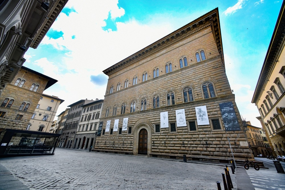 A Firenze arriva la statua di Dynowish, simbolo dei sogni
