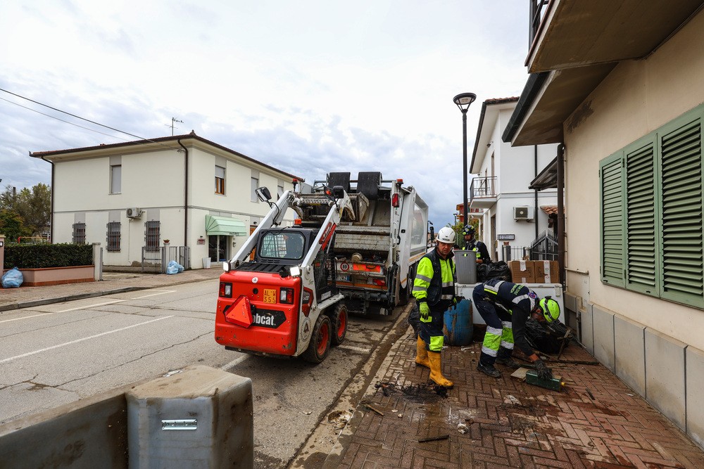 Rifiuti: Alia, 1000 controlli e 42 sanzioni