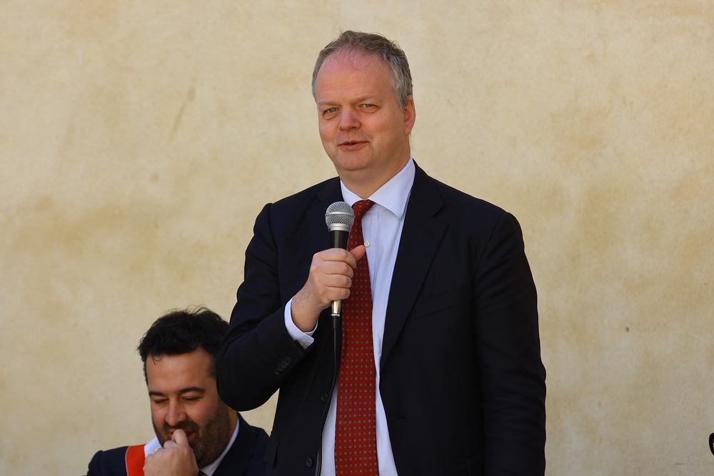 Schmidt, che aiuto dagli uffizi: porta a Napoli un tesoretto di 1.200.000 euro