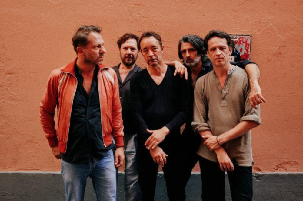 I dEUS a 'Firenze Rocks' sul palco del Visarno