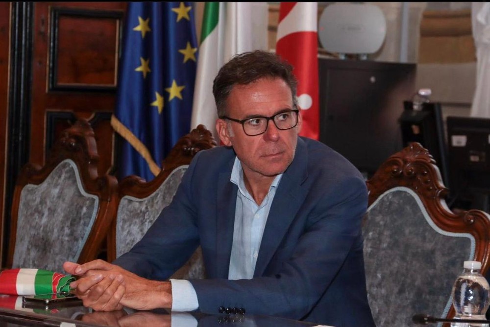 Conti, sindaco di Pisa: “Tanta amarezza per le immagini delle proteste”