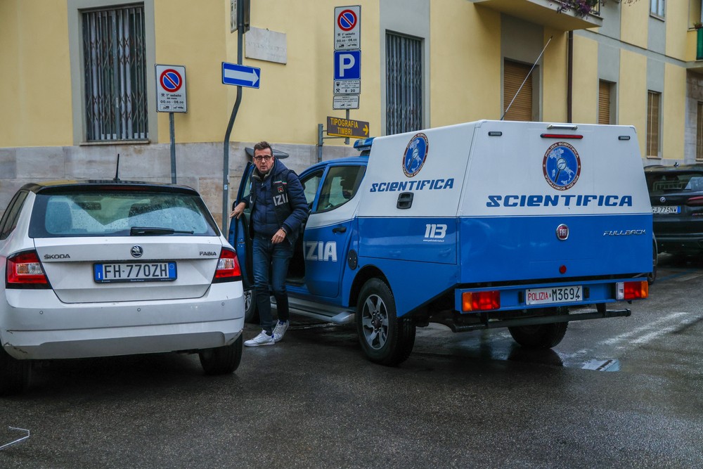 Firenze, anziana trovata morta in casa. Ipotesi omicidio