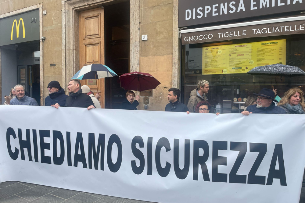 Anche Tni Ristoratori Italia al sit-in per la sicurezza in piazza Stazione