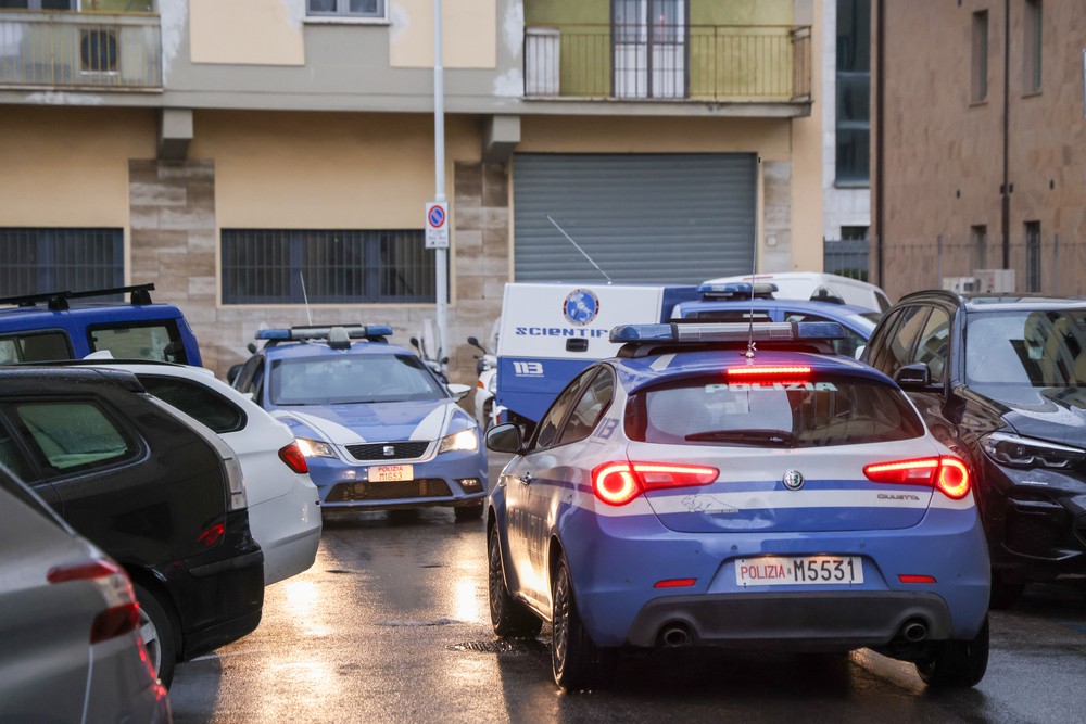 Accoltellato per rapina 22enne a fermata del bus a Firenze