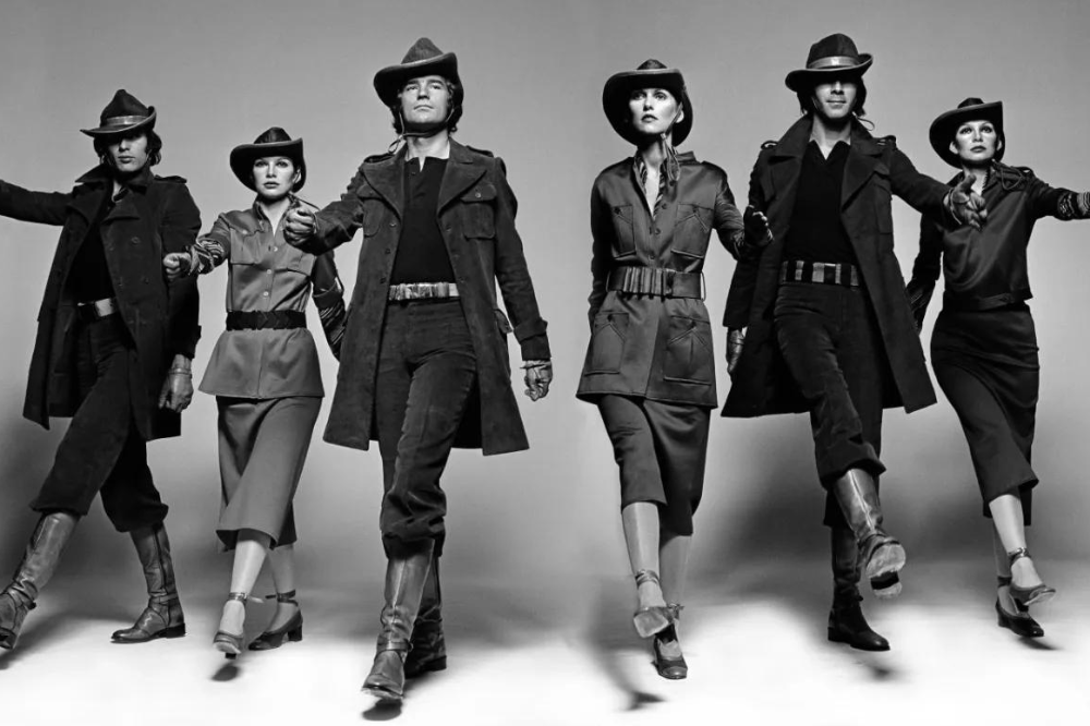 Prato, da illustrazioni all'alta moda: una mostra celebra Walter Albini