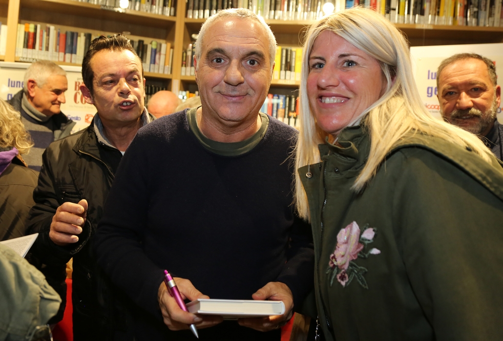 L'appello di Panariello: “Il teatro va sempre aiutato!”