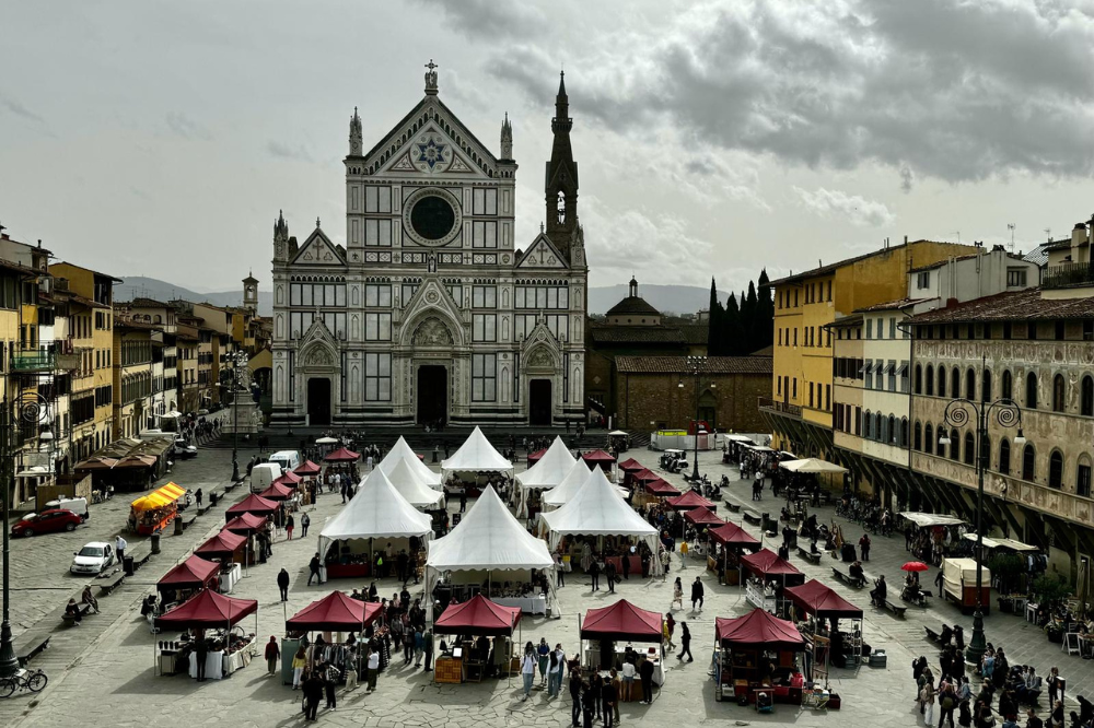 Aperta Firenze Craft, la mostra mercato di artigianato artistico e agroalimentare in Piazza Santa Croce (29 mar-1 apr)