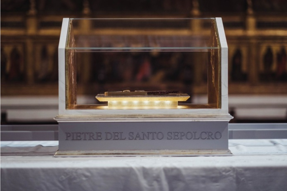 Nuova teca per le pietre del Santo Sepolcro custodite a Firenze