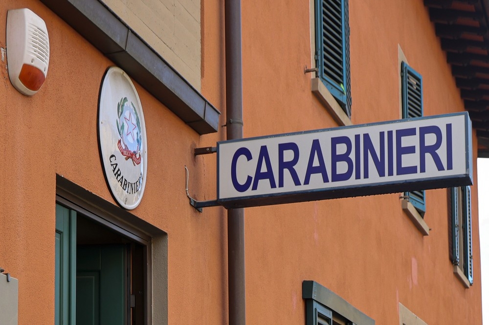 Sfregia uomo con mannaia: donna in carcere