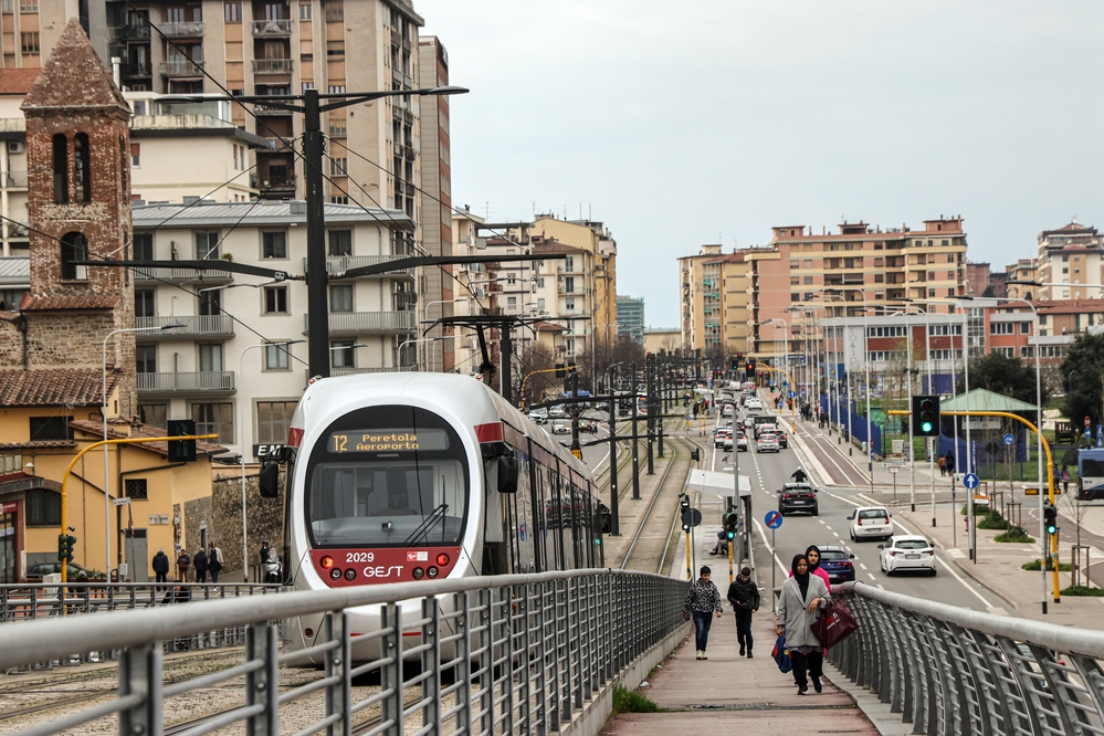 Trovato con ticket di bus contraffatti, denunciato