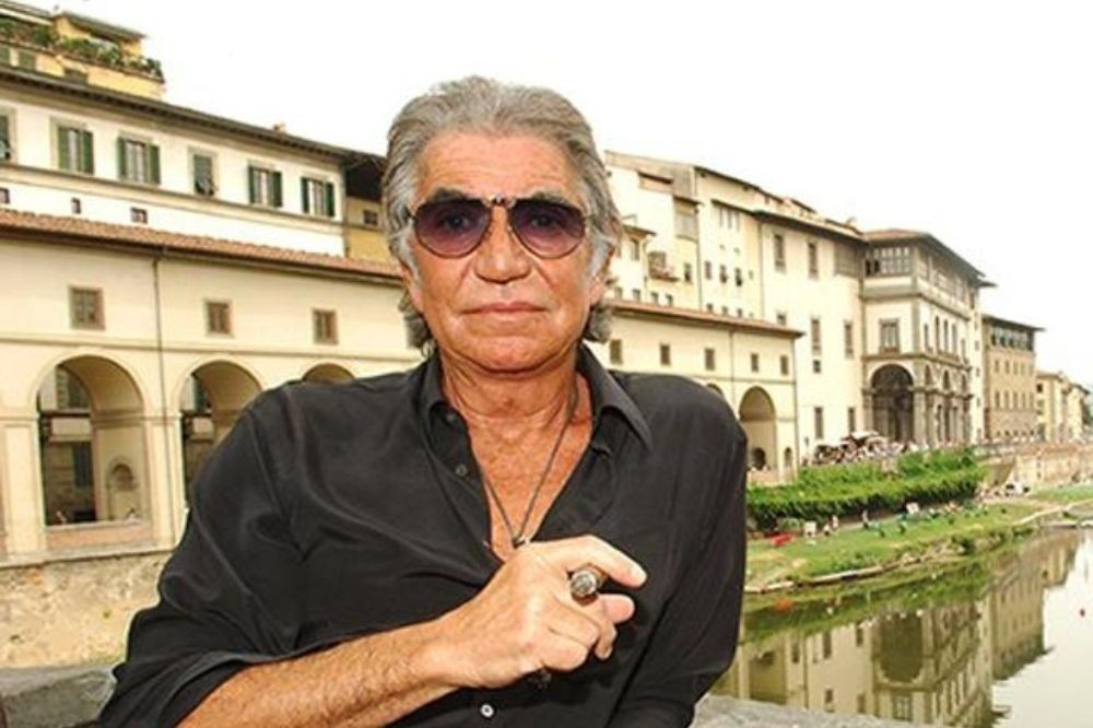 Roberto Cavalli: da ieri il saluto nella sua casa di Firenze