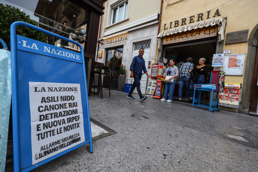 Meno souvenir nelle edicole di Firenze: la protesta dello Snag