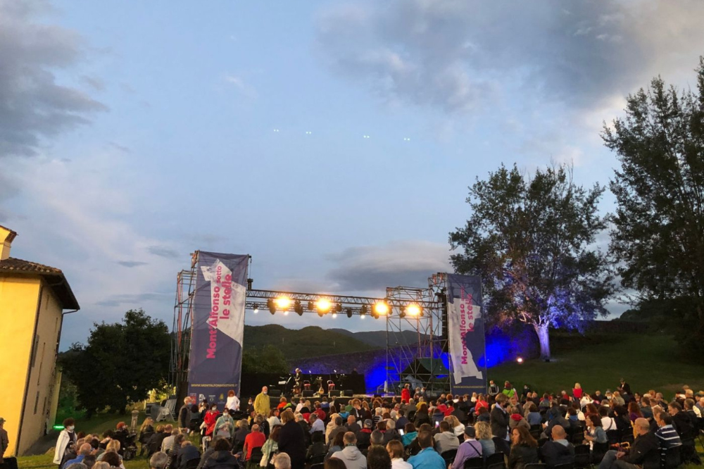 Venditti, Vecchioni, Alfa, Panariello e Masini... A luglio/agosto a Mont’Alfonso sotto le stelle