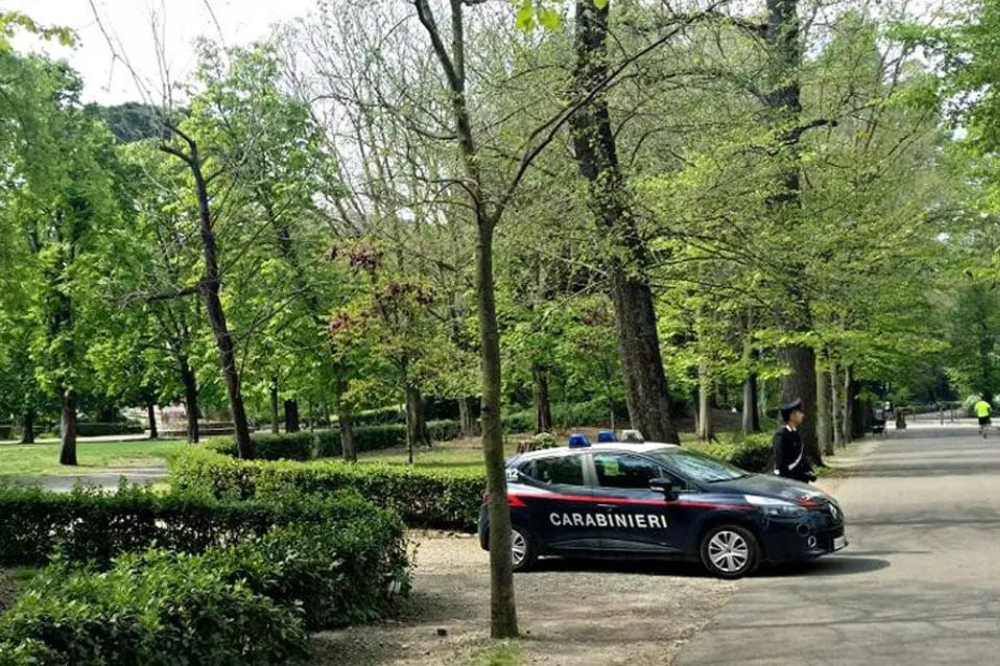 Sorpresi con droga alle Cascine: 2 arrestati e un minorenne denunciato
