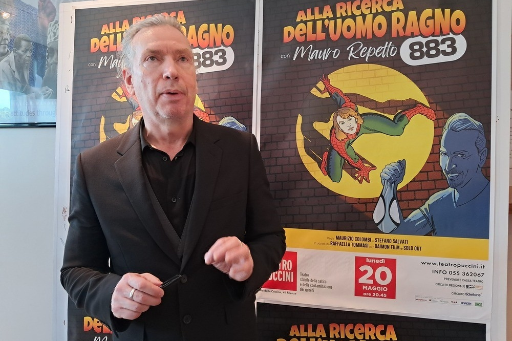 Mauro Repetto al Teatro Puccini di Firenze con lo spettacolo “Alla ricerca dell'Uomo Ragno