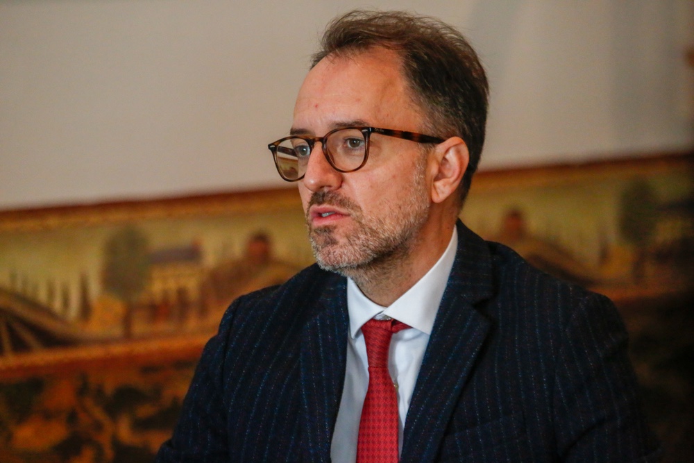 Gianassi: “Su asili e anziani Schmidt non sa di che parla”