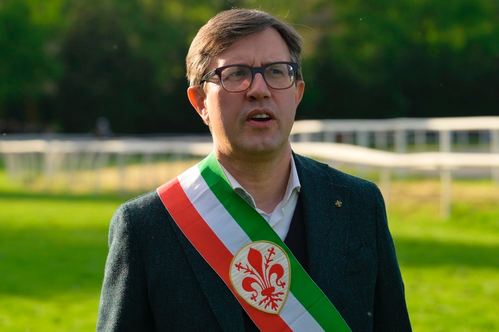 Nardella: “Disgustoso che Schmidt faccia campagna elettorale con morti”