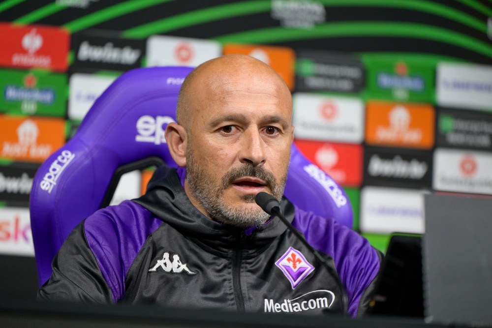 Conference League, Vincenzo Italiano: “Traguardo fantastico, dedica a Barone”