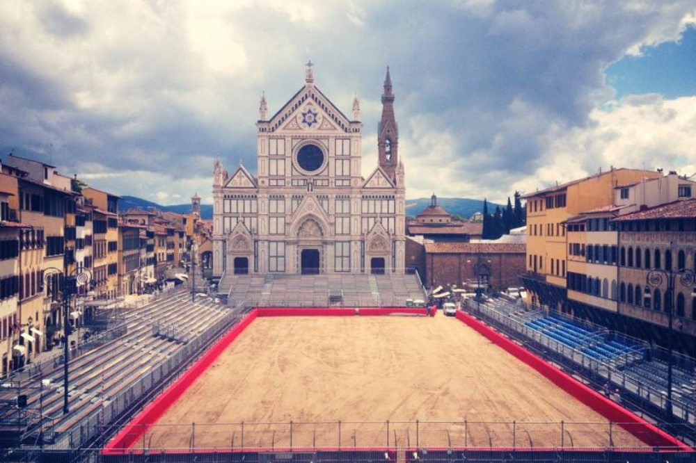Calcio storico, dal 13 maggio provvedimenti per allestimento del campo