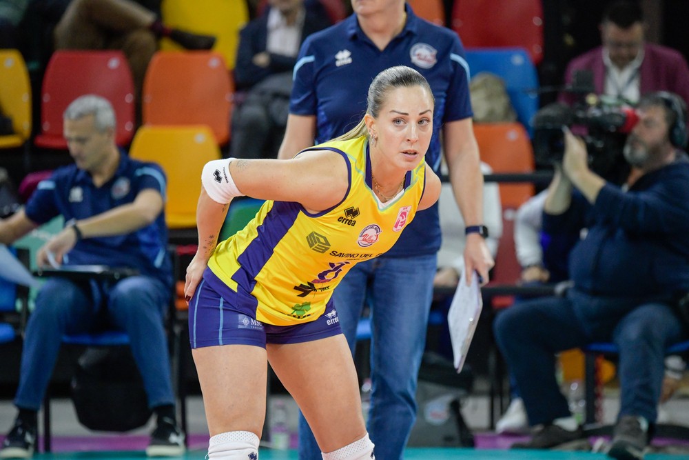 La Savino del Bene Volley ringrazia la sua capitana: “Oggi e per sempre! Grazie Enrica!”