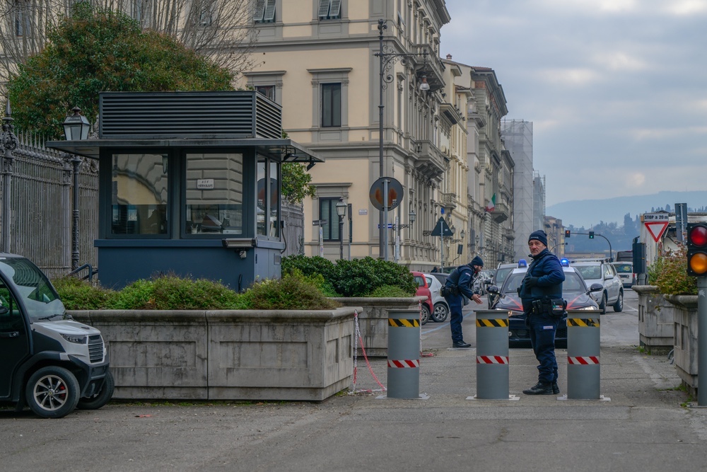 Scontri vicino consolato Usa, in corso perquisizioni studenti