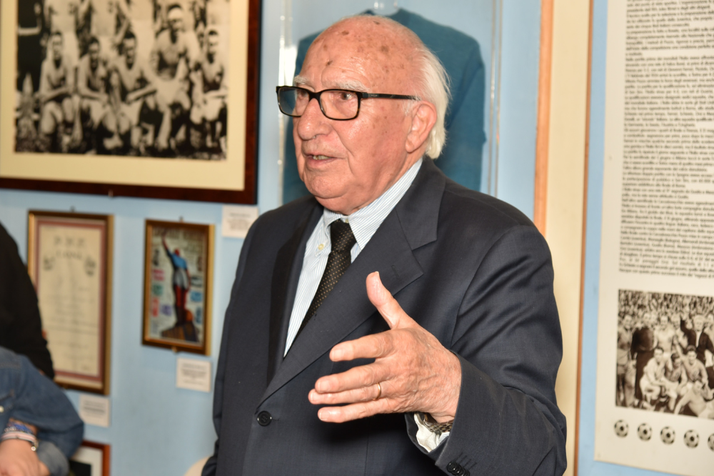 Calcio: piazza a Firenze per Fino Fini medico della Nazionale