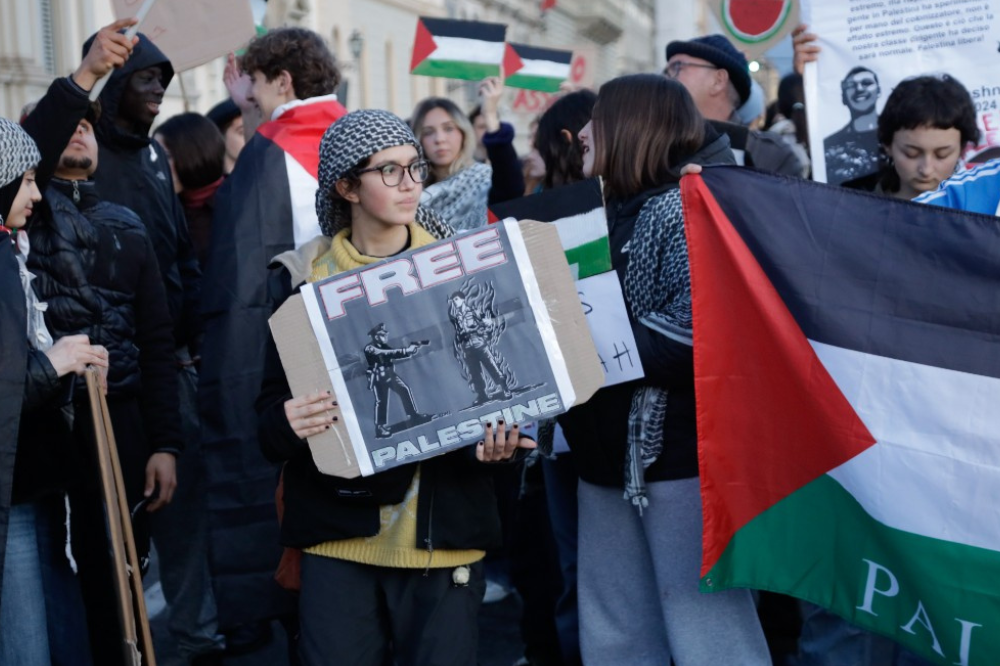 Studenti pro Palestina, presidio al Senato accademico di Firenze