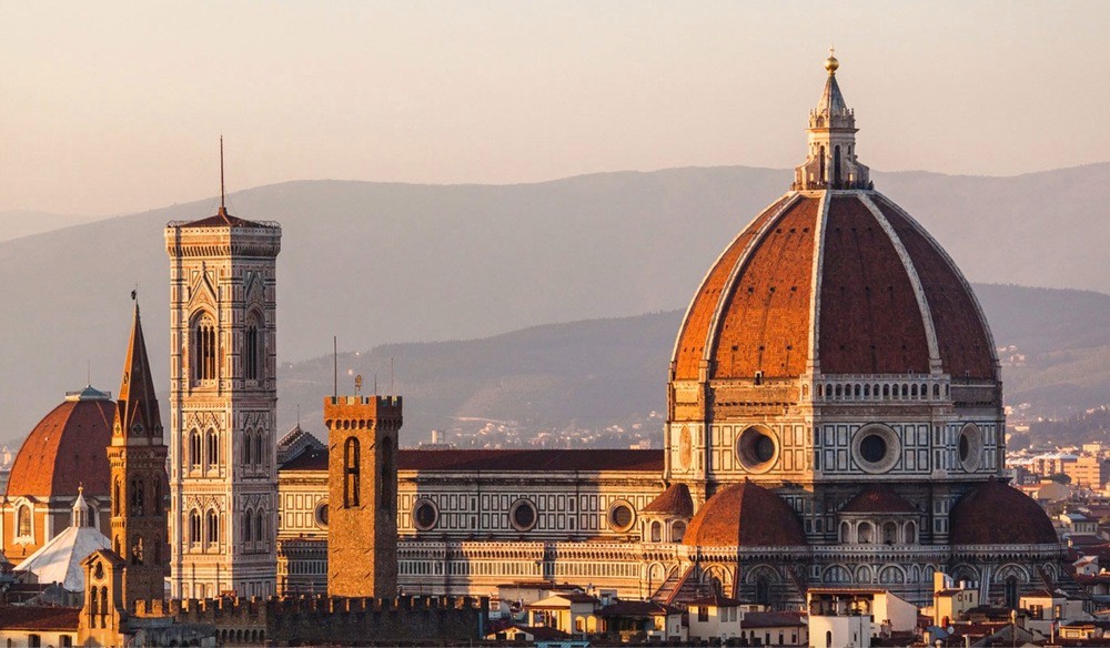 A Firenze sempre più single: oltre il 50% dei nuclei familiari è composto da famiglie unipersonali