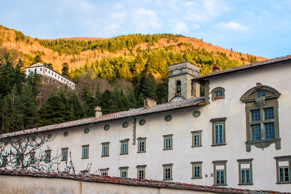 Contributo fino a 30 mila euro per chi compra casa nei piccoli comuni montani: il bando della Regione Toscana