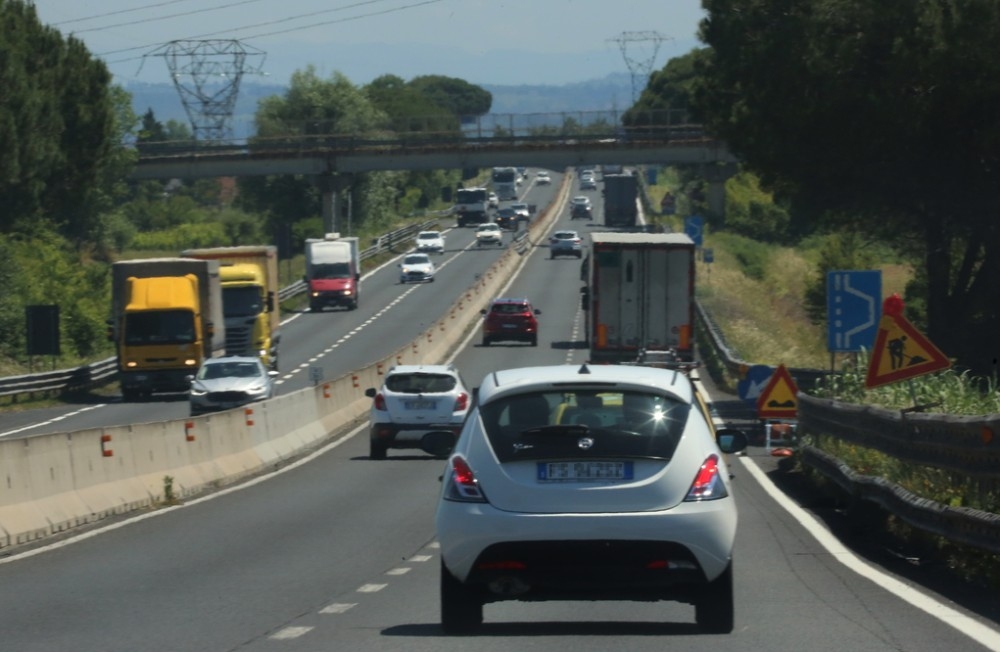 Fi-Pi-Li, incidente tra due auto: code e rallentamenti