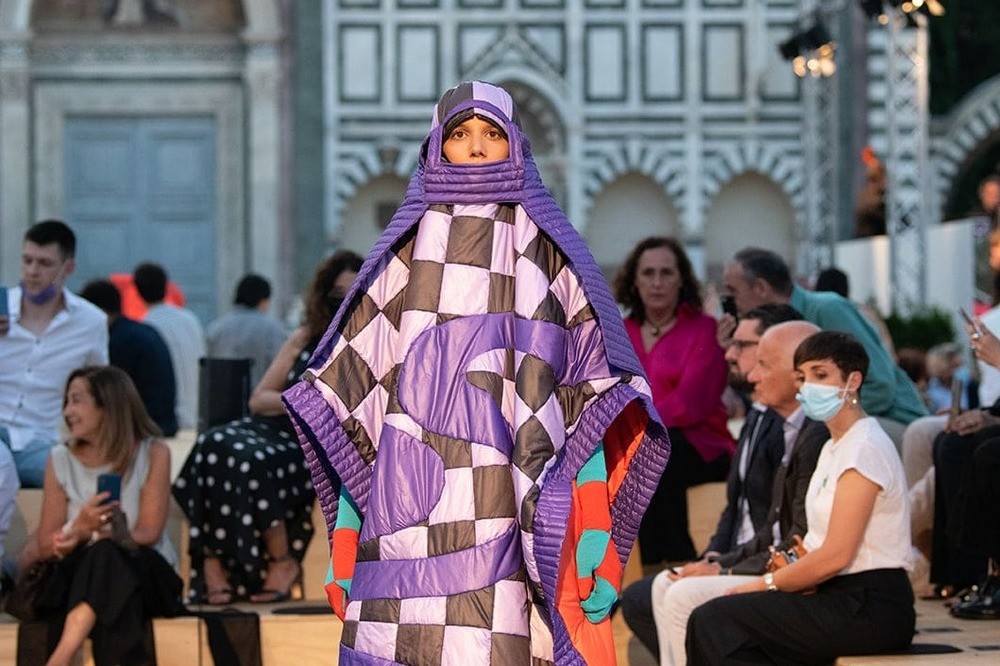 Jimena Guzman vince graduation show Polimoda