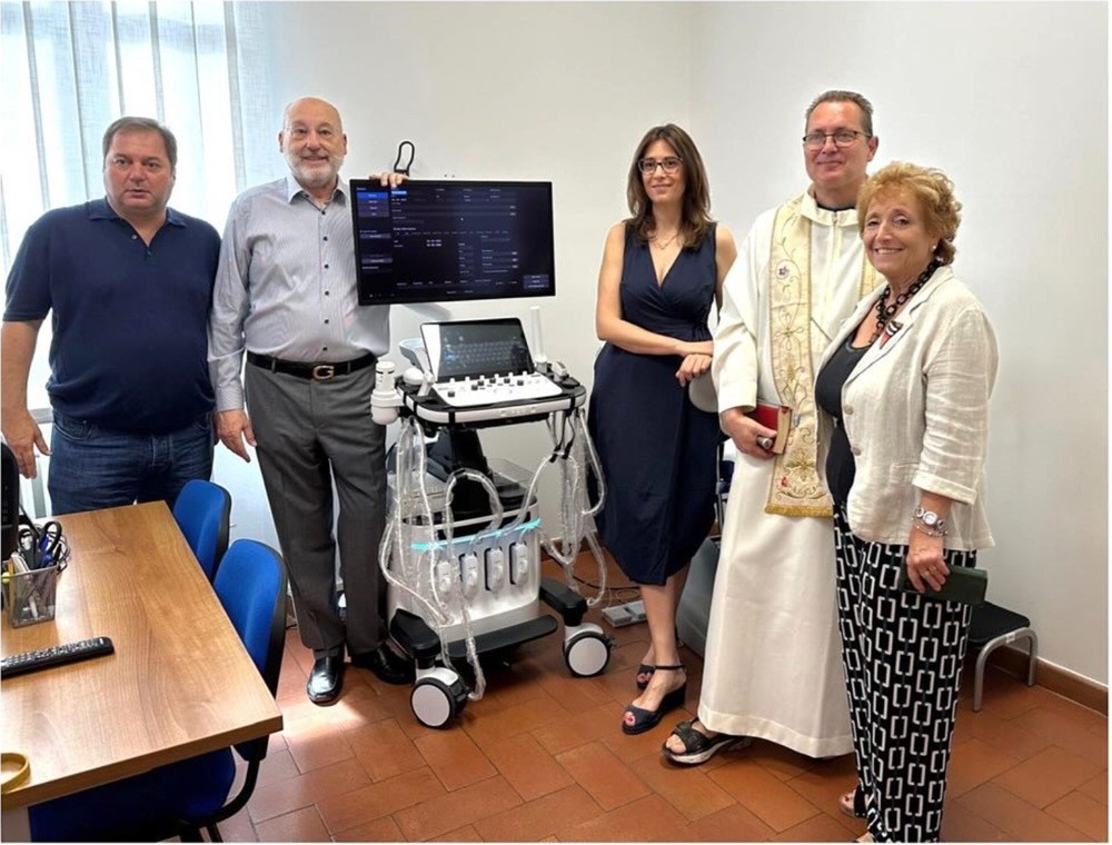 Misericordia di Varlungo in festa: ecco l'apparecchio di ultima generazione per la diagnosi prenatale