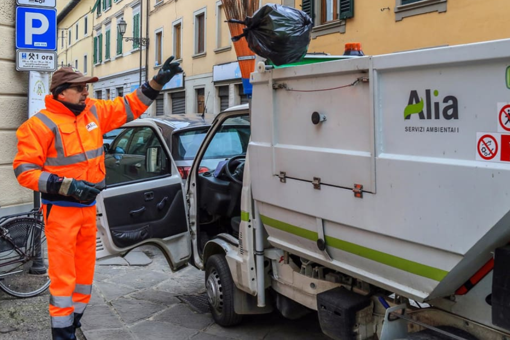 Alia, a Campi raccolta domicilio on demand, anche di scarti tessili