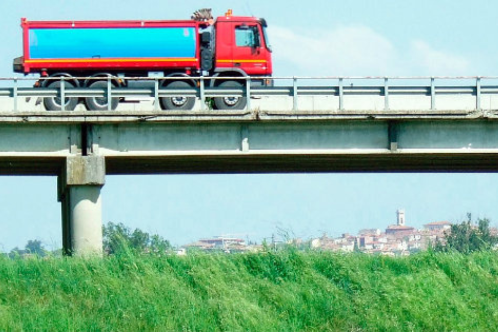 Under 30 toscani: “Migliorare servizi pubblici e infrastrutture“