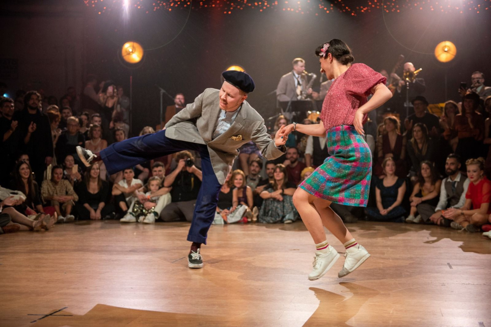Serata di swing a Instabile