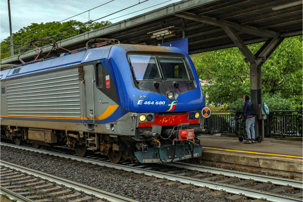 Treni, anche la linea convenzionale si sta riprendendo