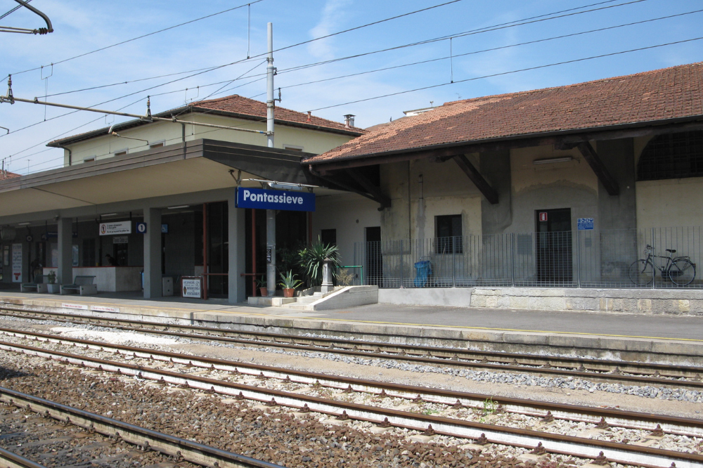 Tra Pontassieve e Figline è stata sospesa la circolazione dei treni