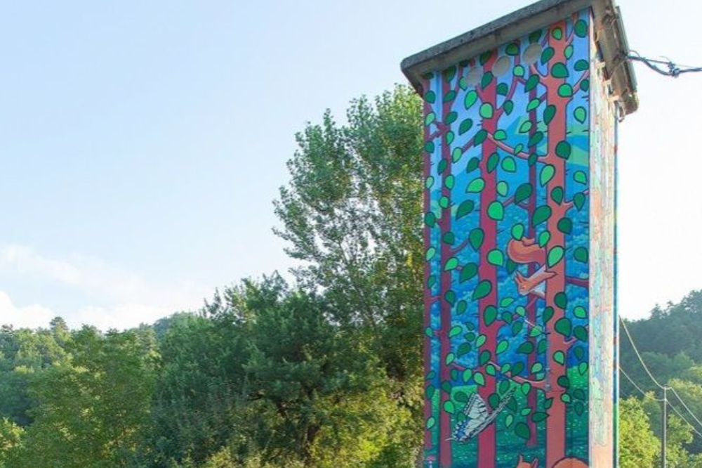 Cabina elettrica Enel di Palazzuolo sul Senio diventa un'opera d'arte