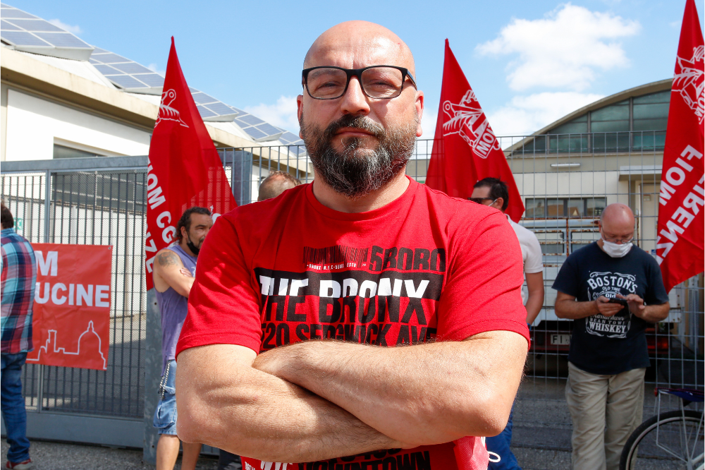 San Casciano (Firenze), Laika non rinnova 120 contratti