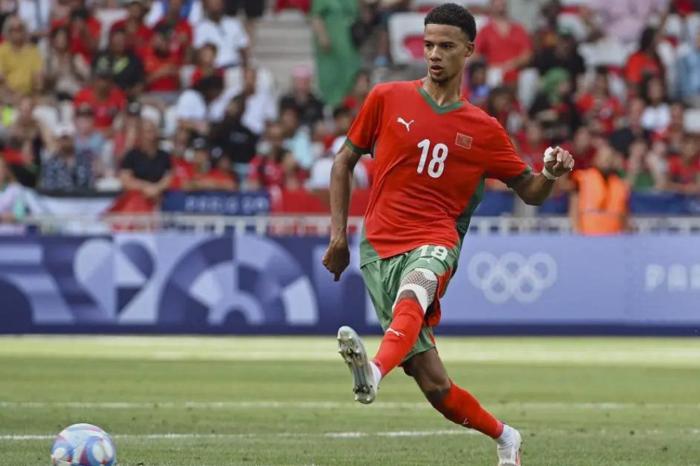 Niente Tessmann per la Fiorentina. Ecco Richardson