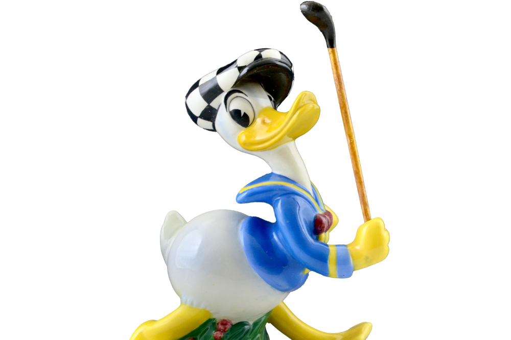 Le statuette dei personaggi Disney in mostra alla Galleria di Palazzo Coveri