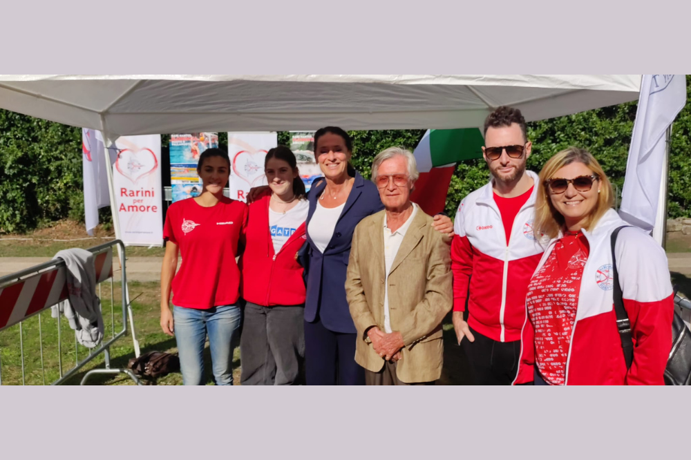 Il presidente della Rari Nantes Florentia alla Festa dello Sport di Fiesole