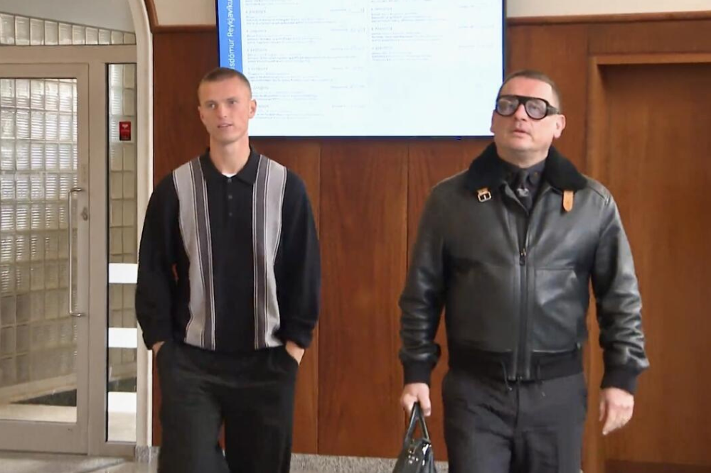 La doppia partita di Gudmundsson: in campo al Viola Park, in attesa del verdetto del tribunale domani