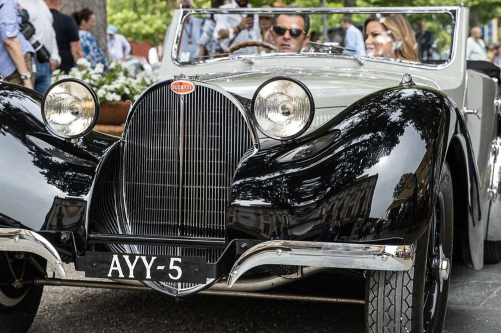 Sfilata super car a Villa La Massa Excellence: vince Bugatti 110