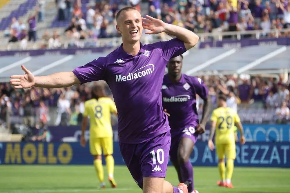 Fiorentina in ansia per Gudmundsson, esami mercoledì