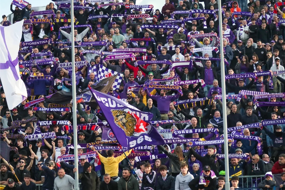Pugno duro dell'Uefa, due trasferte senza tifosi